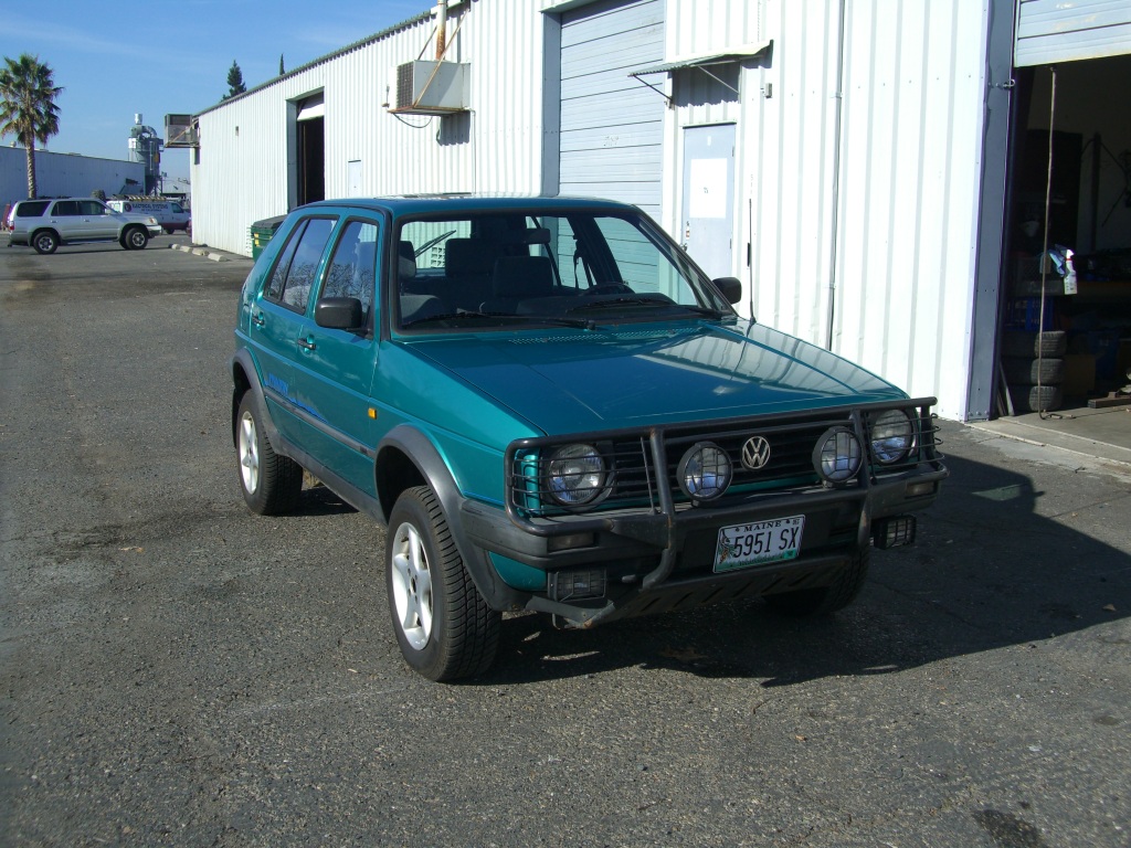 Volkswagen Golf Country 4x4