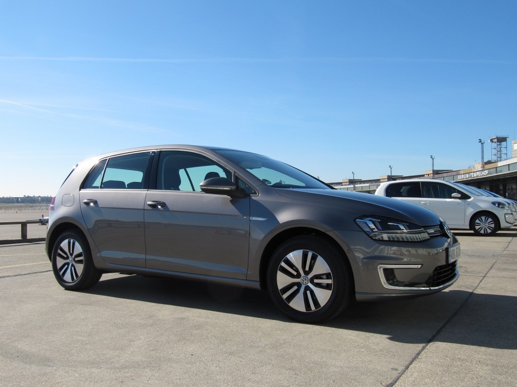 Volkswagen Golf E