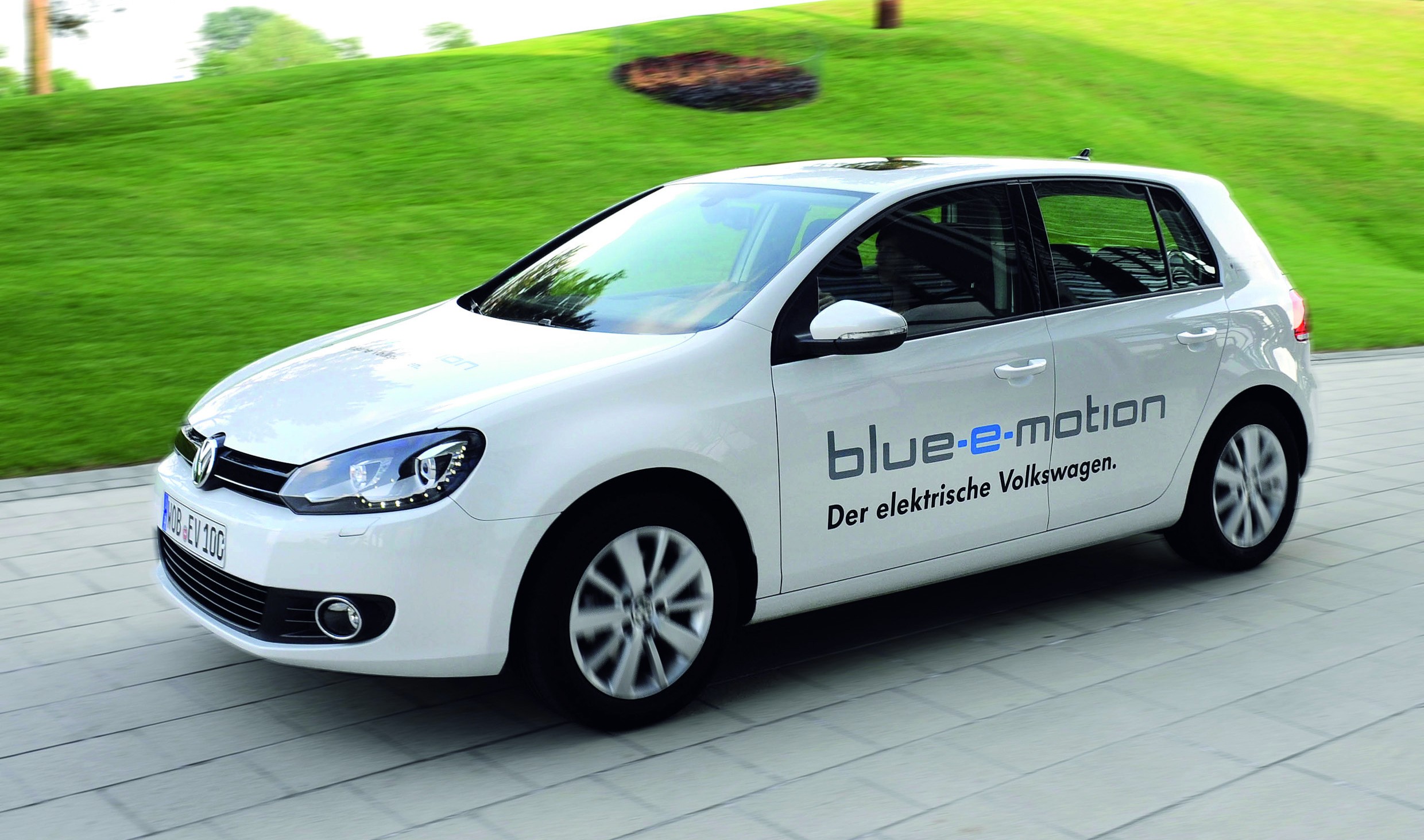 Volkswagen Golf Electric