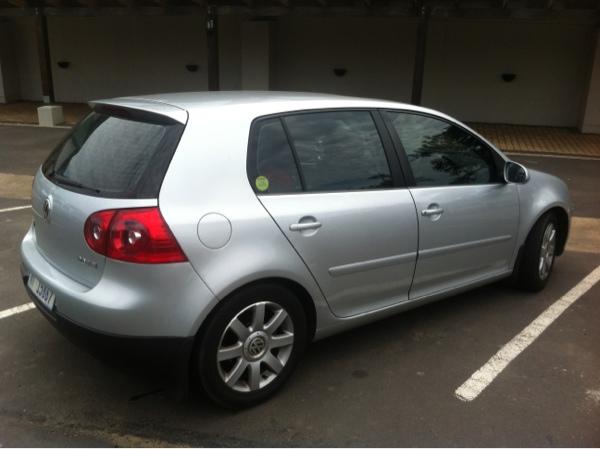 Volkswagen Golf Fsi