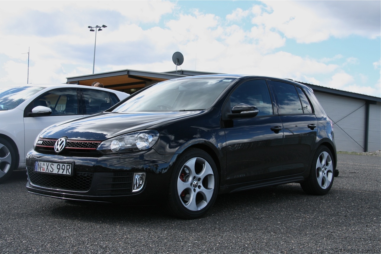 Volkswagen Golf Gti Black