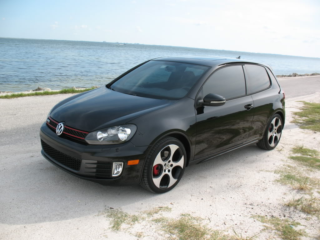 Volkswagen Golf Gti Black