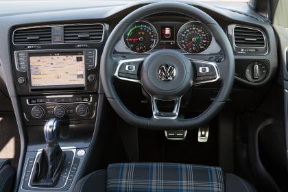 Volkswagen Golf Hybrid
