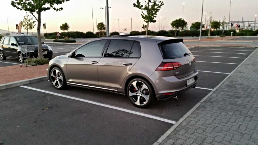 Volkswagen Golf Limestone Grey