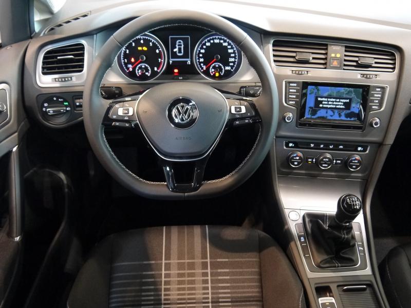 Volkswagen Golf Lounge