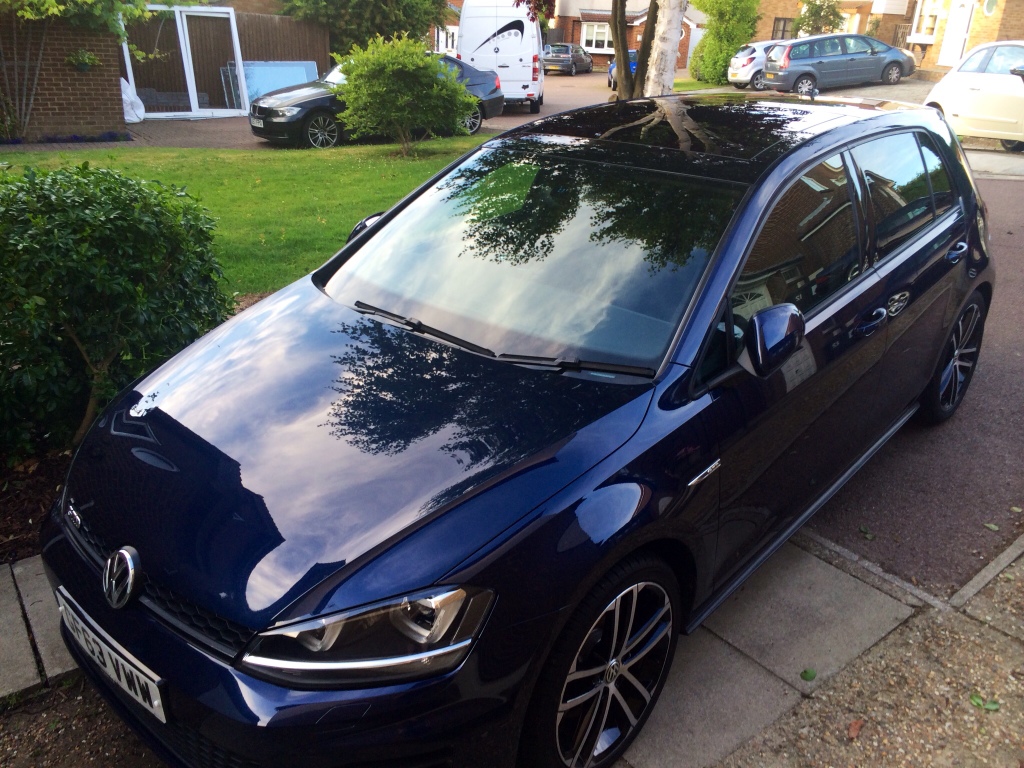 Volkswagen Golf Night Blue Metallic