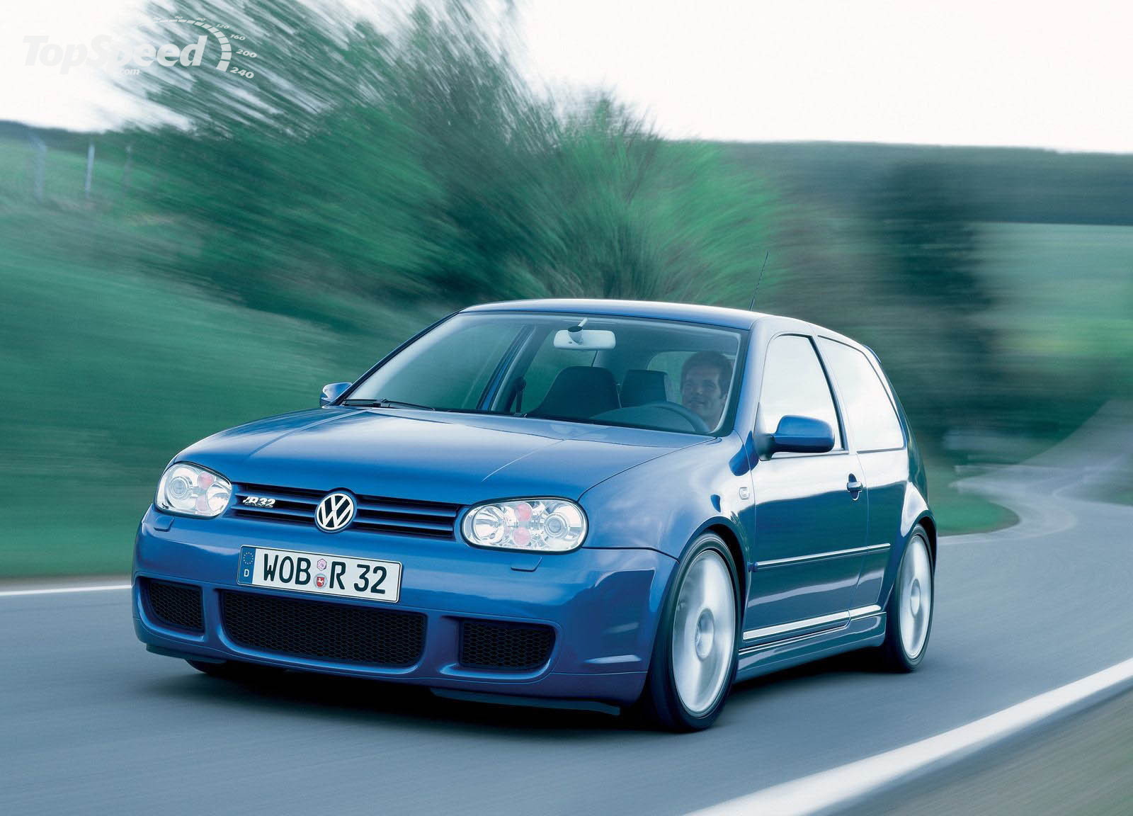 Volkswagen Golf R32