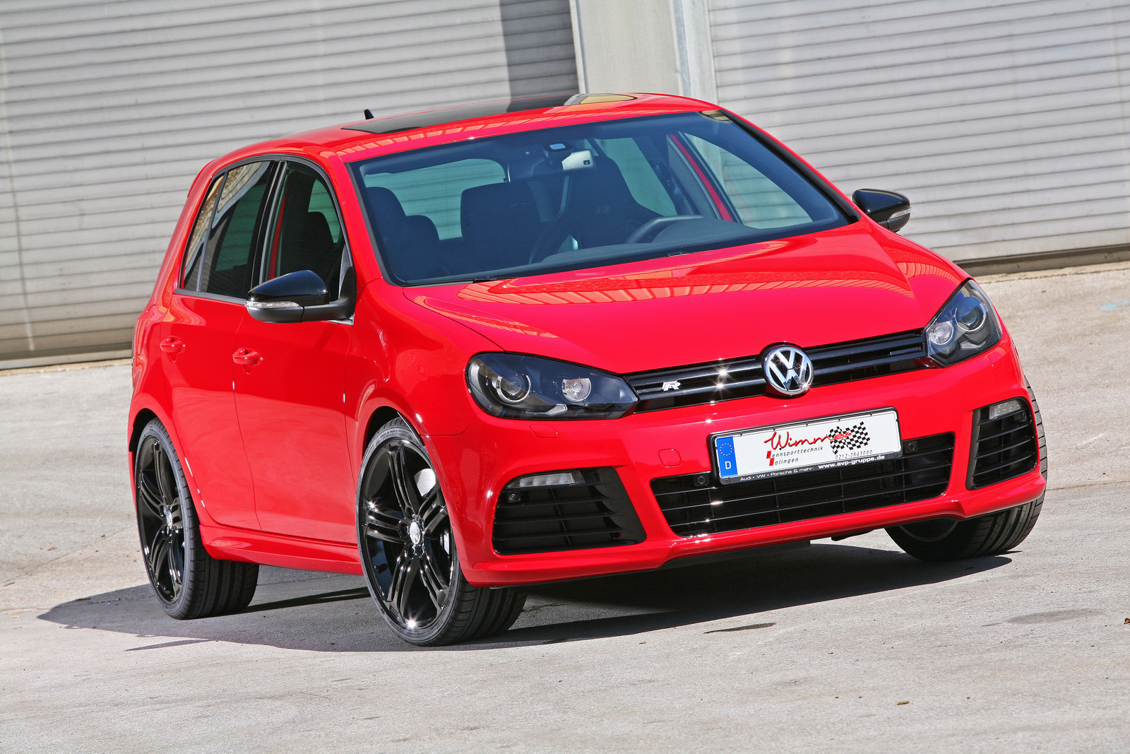 Volkswagen Golf Red
