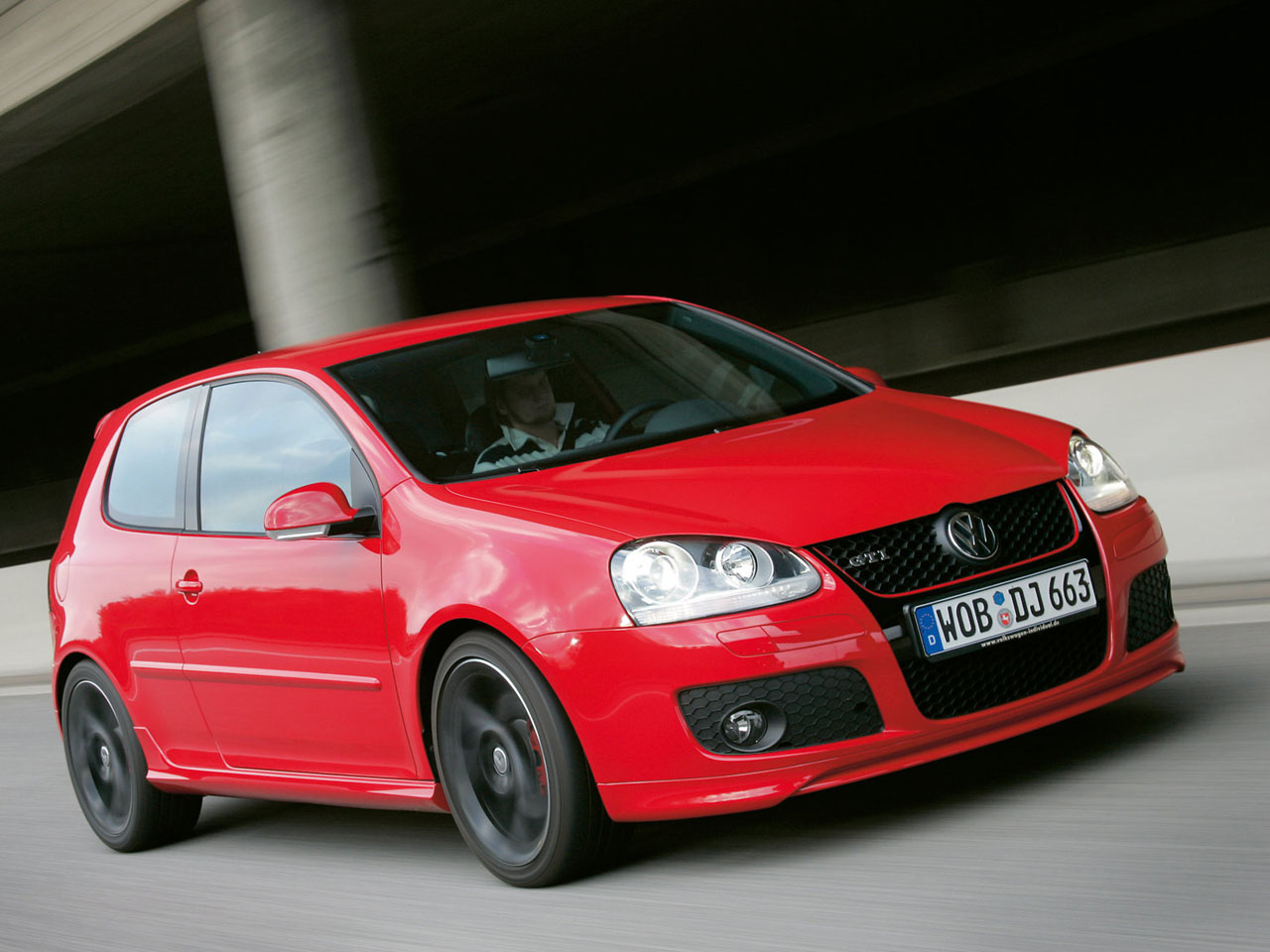 Volkswagen Golf Red