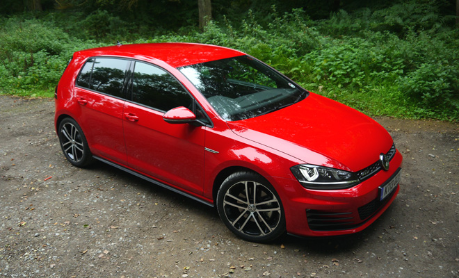 Volkswagen Golf Red