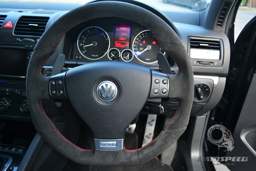 Volkswagen Golf V R32