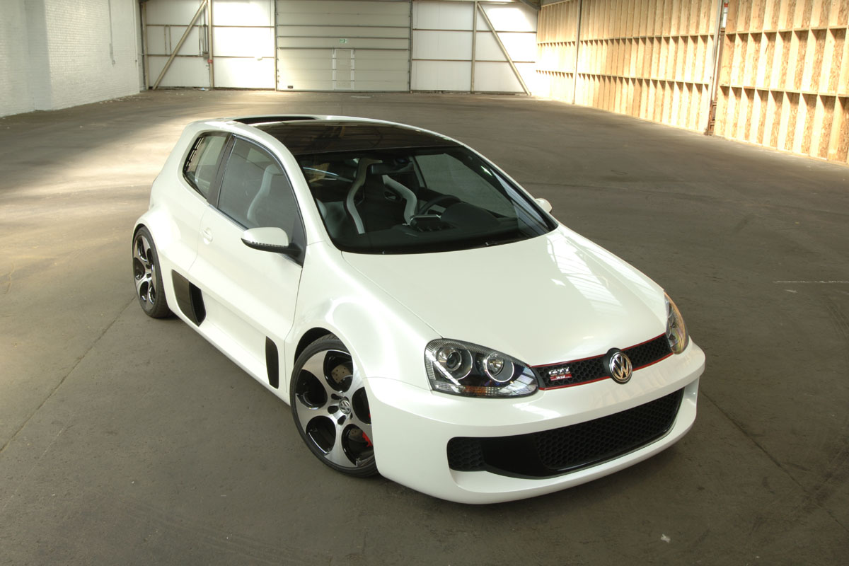 Volkswagen Golf W12