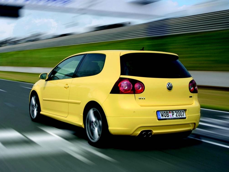Volkswagen Golf Yellow