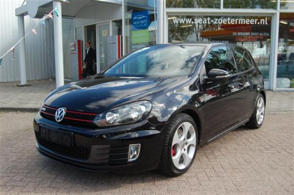 Volkswagen Golf Zwart