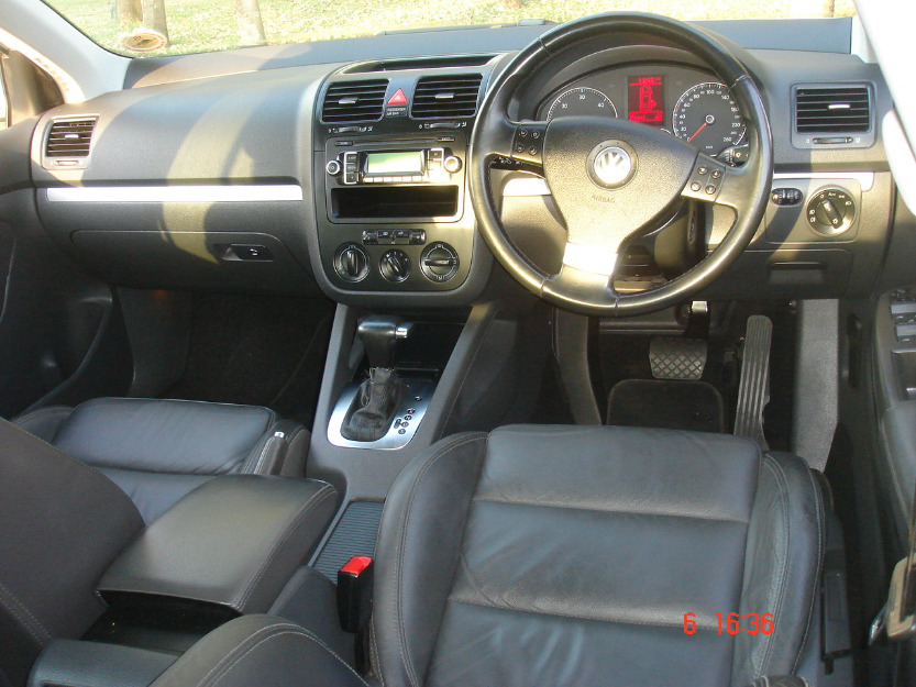 Volkswagen Jetta 1.9 Tdi Comfortline