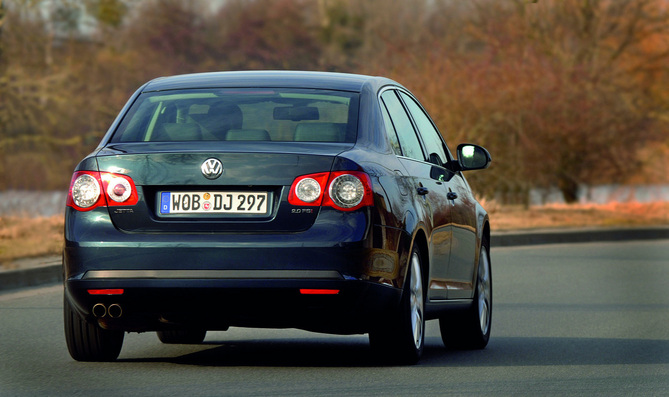 Volkswagen Jetta 2.0 Fsi