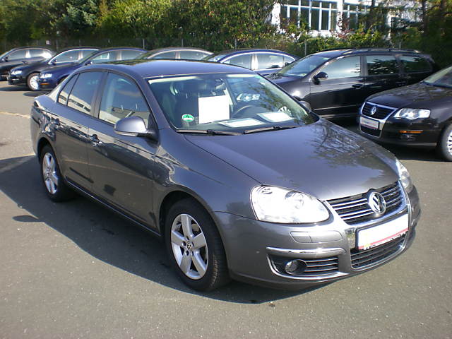 Volkswagen Jetta Grey
