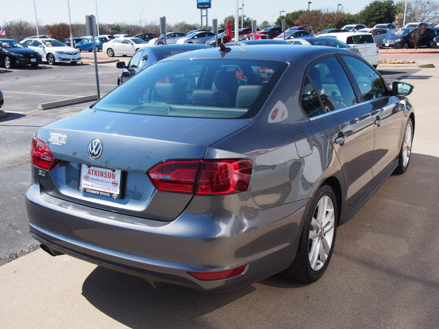 Volkswagen Jetta Grey