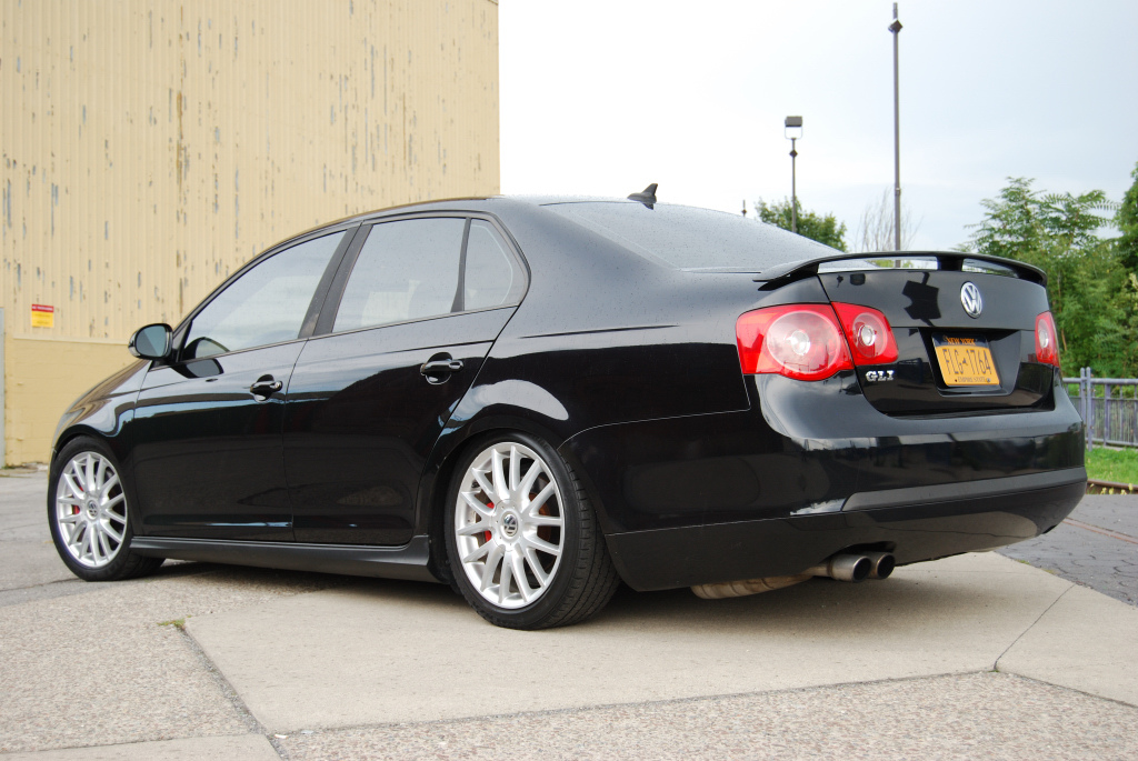 Volkswagen Jetta Lowered