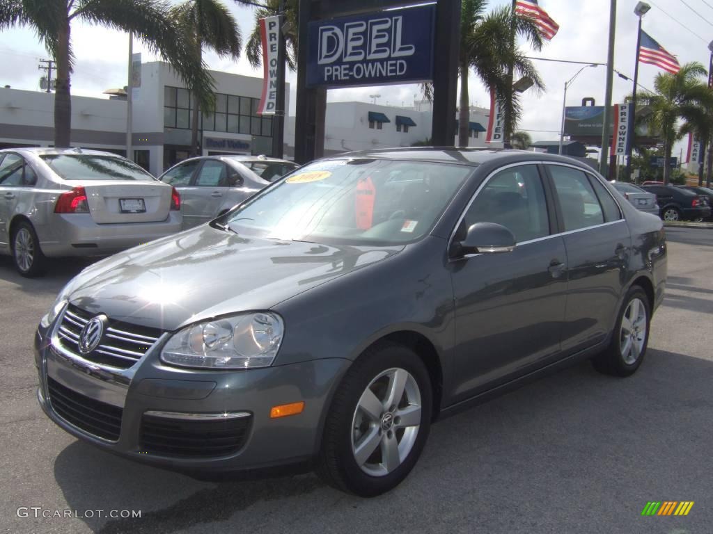 Volkswagen Jetta Platinum Grey