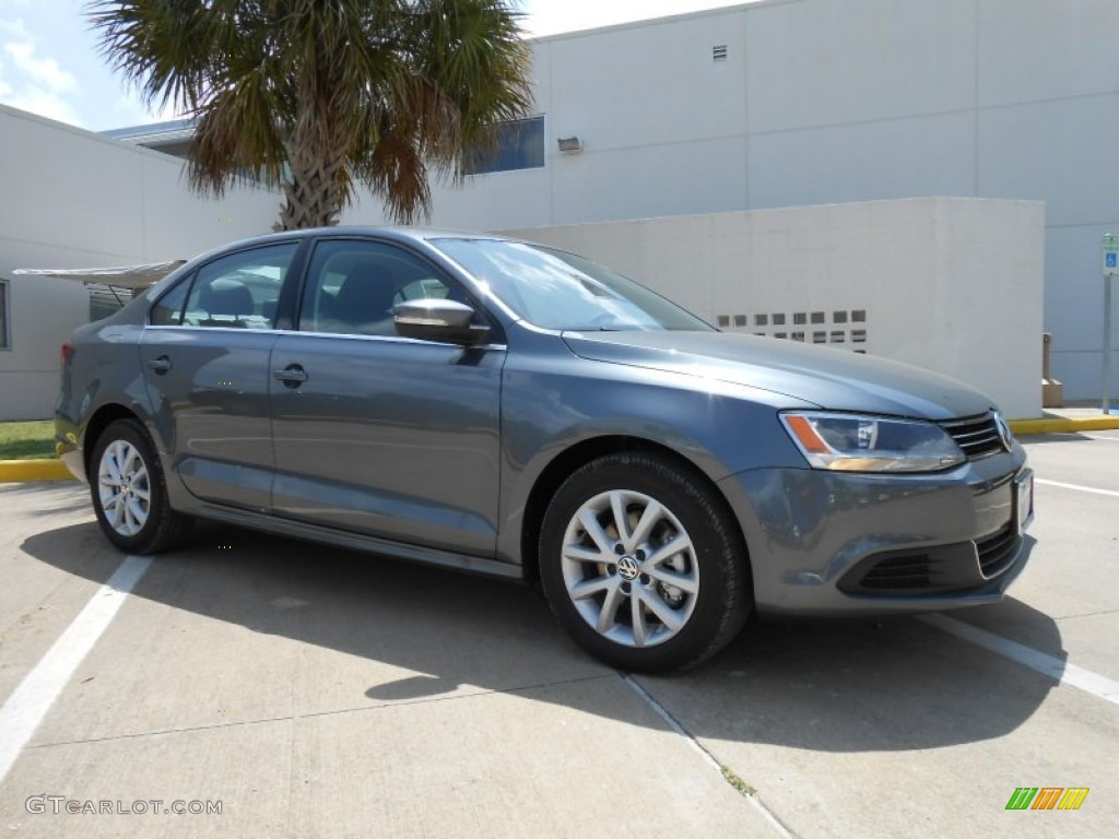 Volkswagen Jetta Platinum Grey