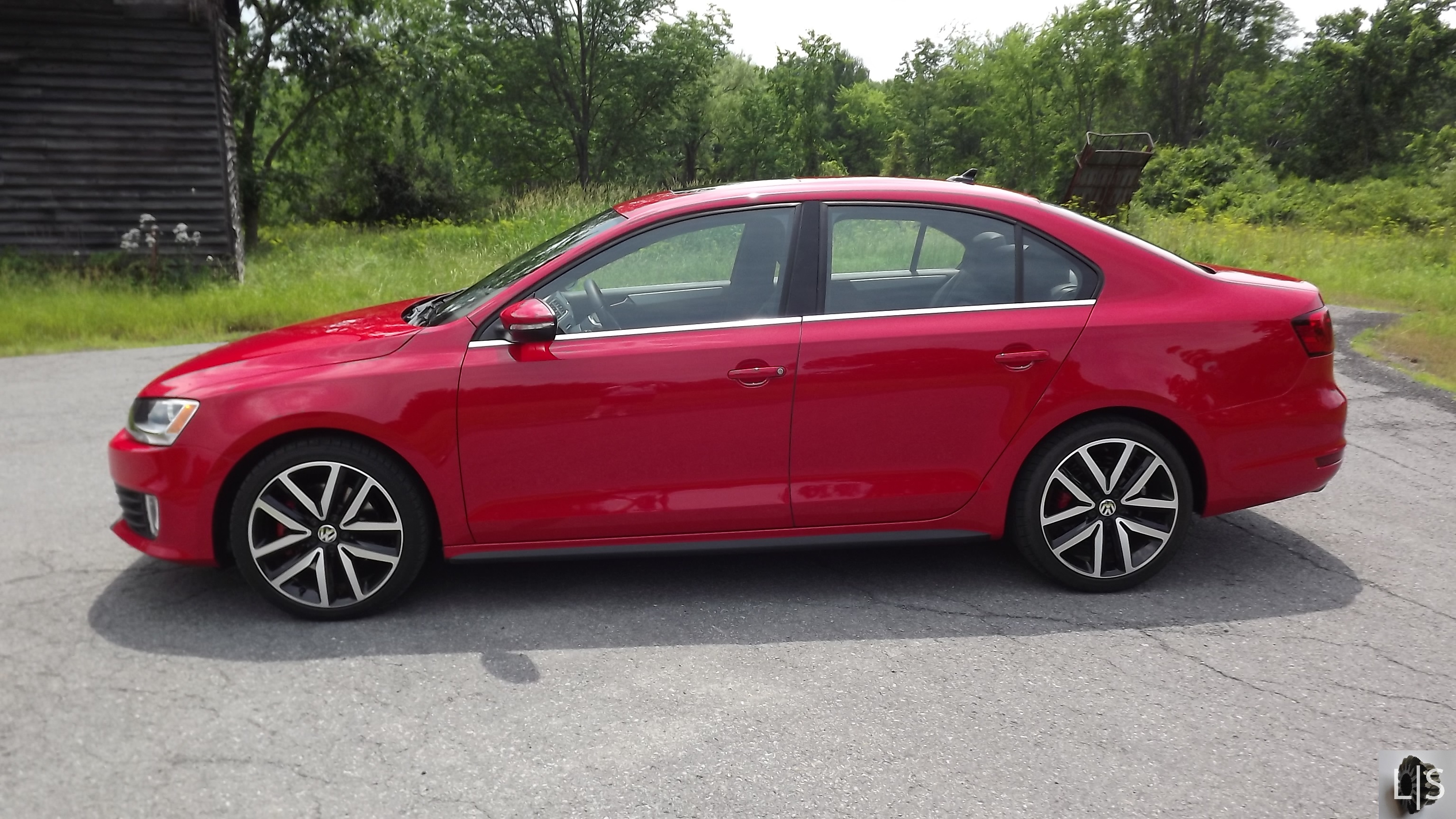 Volkswagen Jetta Red