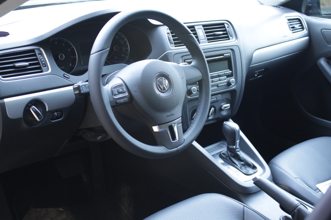 Volkswagen Jetta S