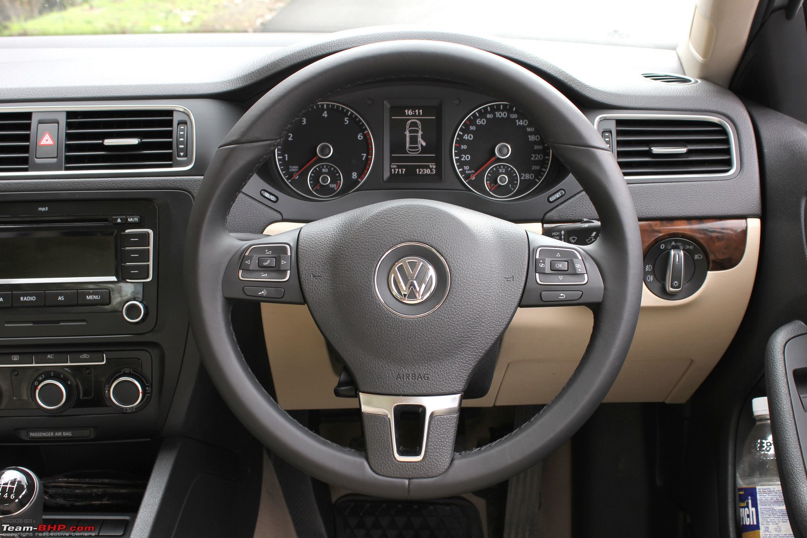 Volkswagen Jetta Tsi