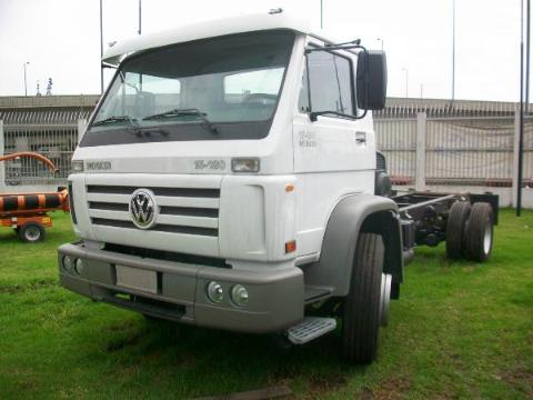 Volkswagen 15-180