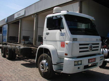 Volkswagen 17-210