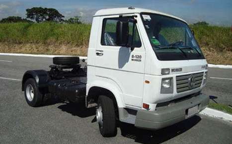 Volkswagen 8-120