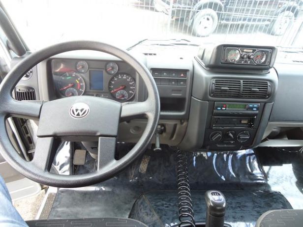Volkswagen 8-150