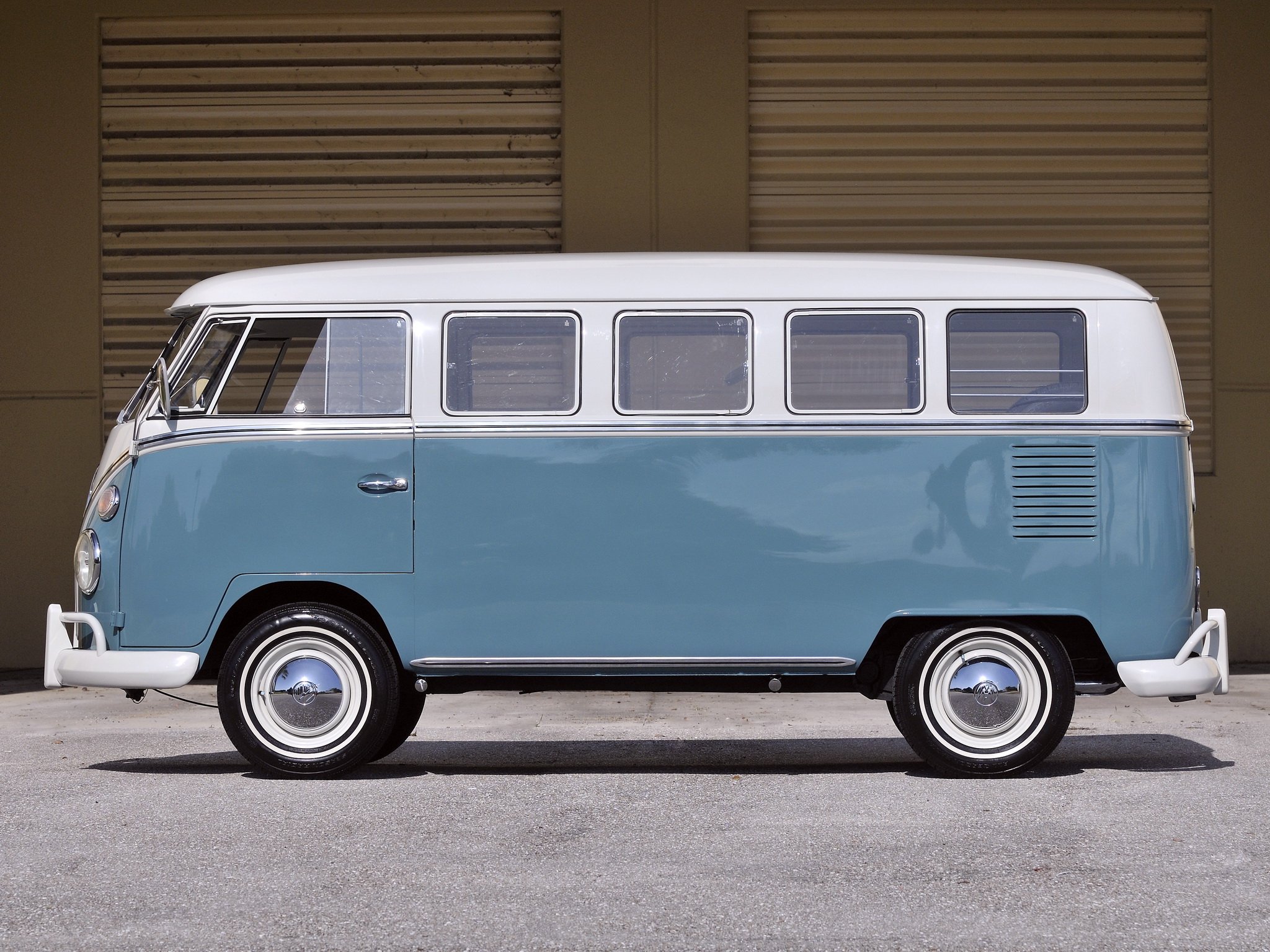 Volkswagen Bus