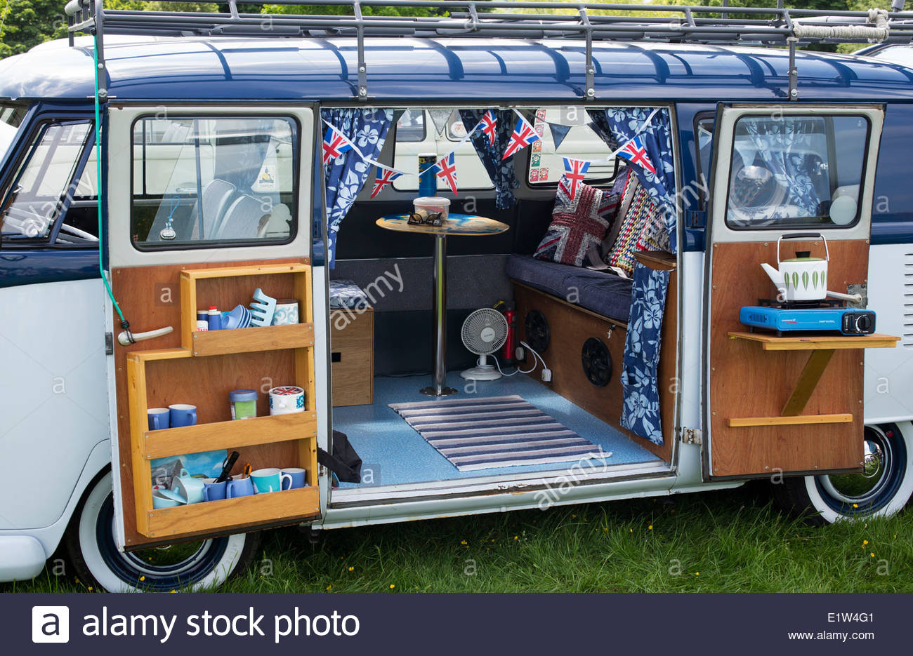Volkswagen Hippie Van