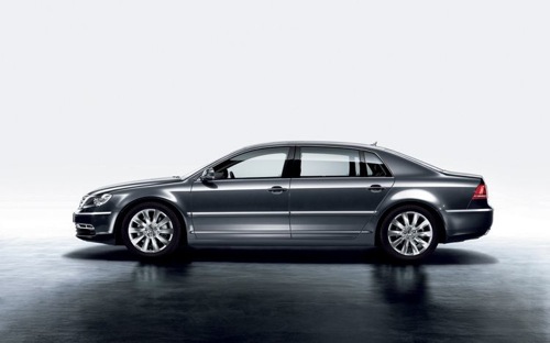 Volkswagen Luxury Car