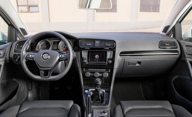 Volkswagen S