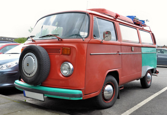 Volkswagen V2