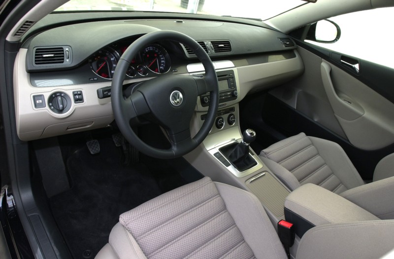 Volkswagen Passat 1.6 Fsi