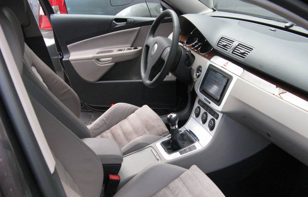 Volkswagen Passat 1.6 Fsi