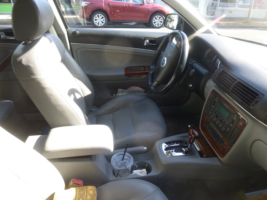Volkswagen Passat 200
