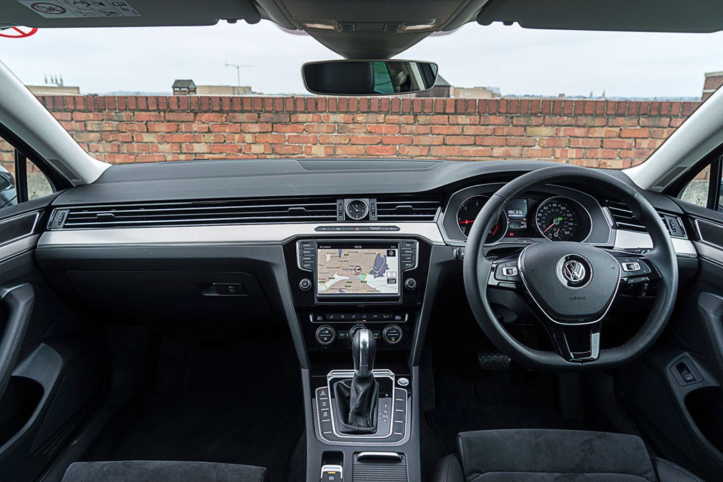 Volkswagen Passat 6 Serie