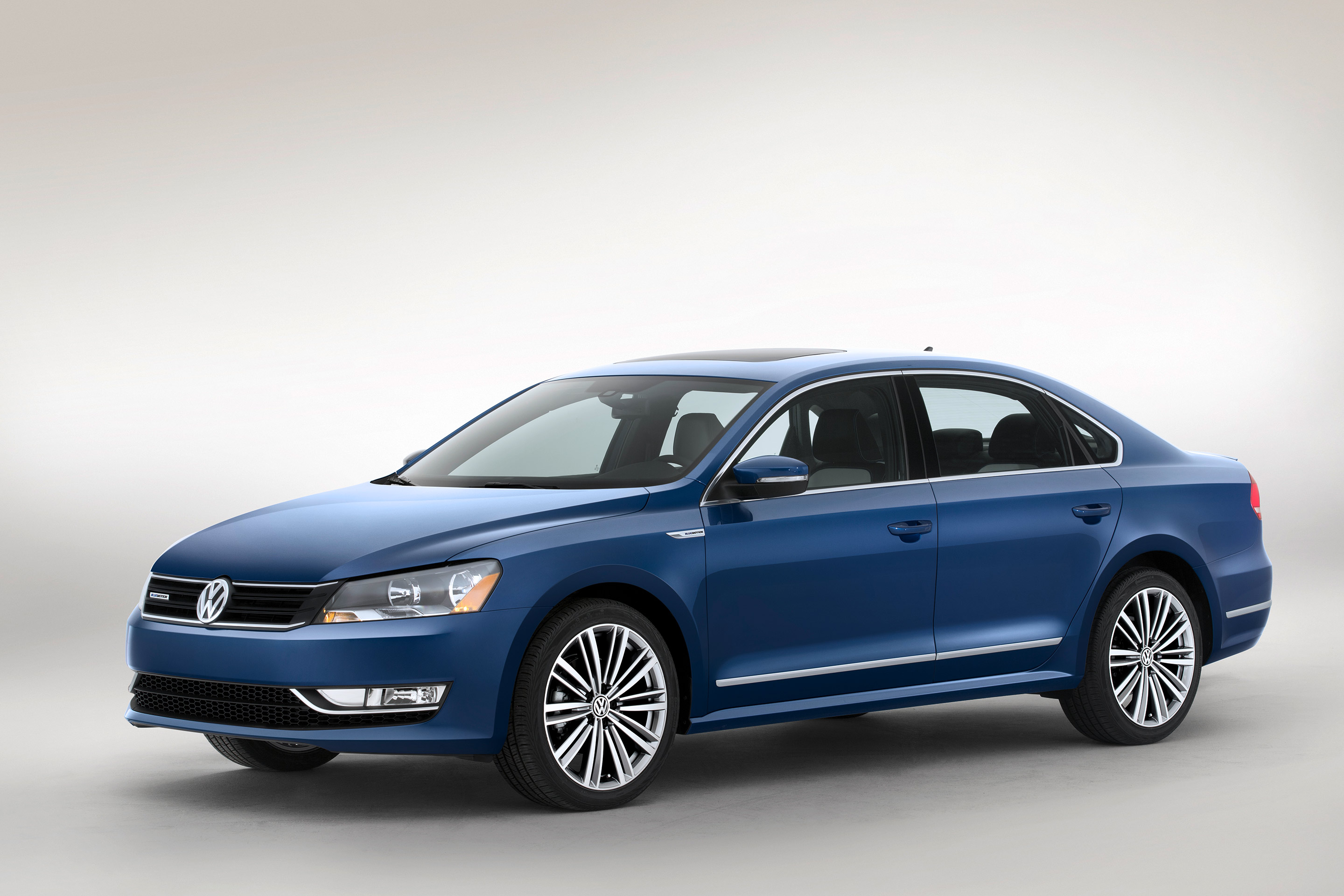 Volkswagen Passat Blue