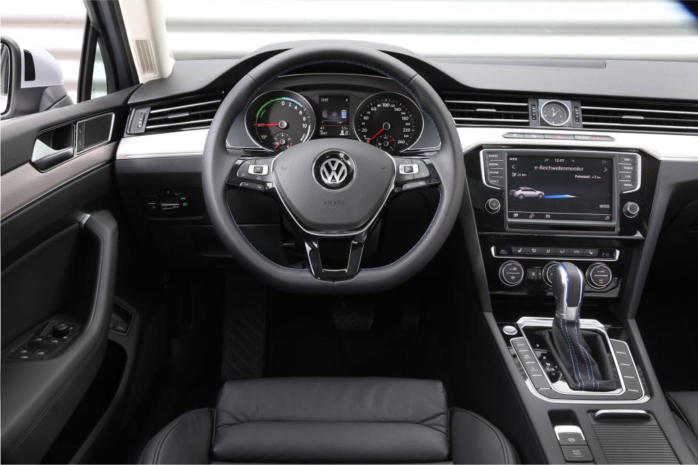 Volkswagen Passat Gte