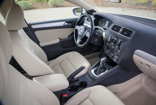 Volkswagen Passat Hybrid