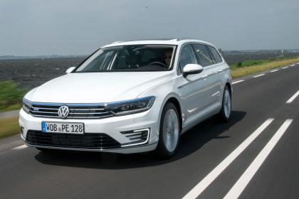 Volkswagen Passat Hybrid