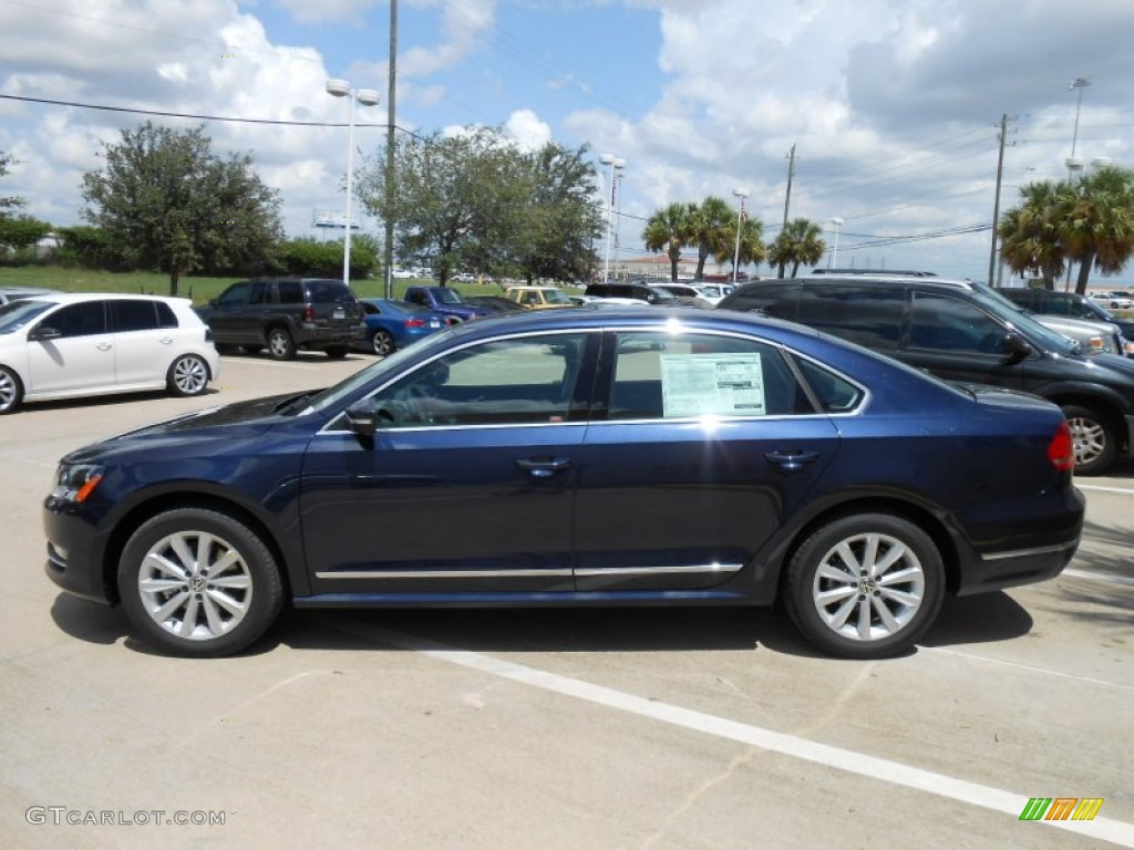 Volkswagen Passat Night Blue