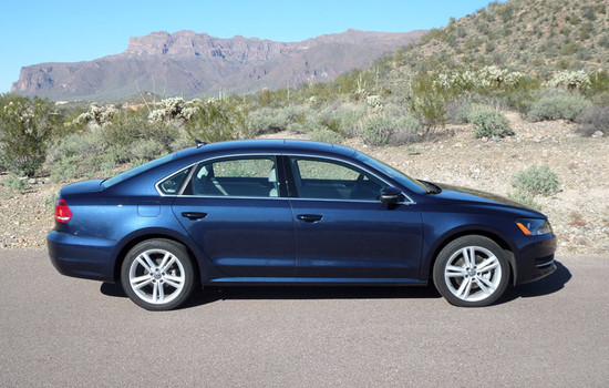 Volkswagen Passat Night Blue