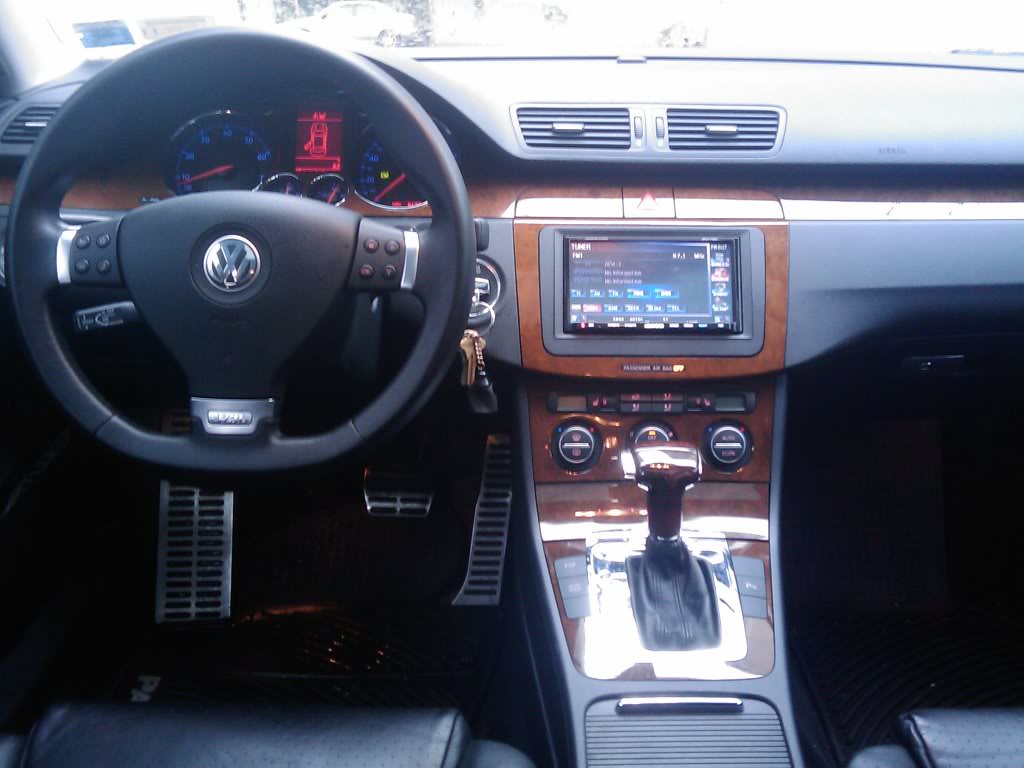 Volkswagen Passat R36