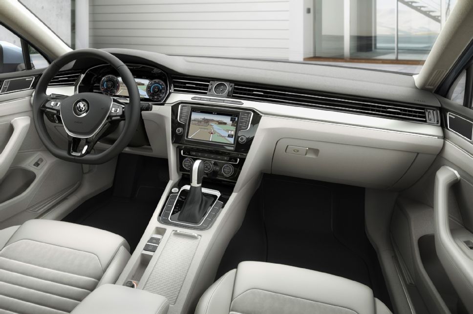 Volkswagen Passat Sedan