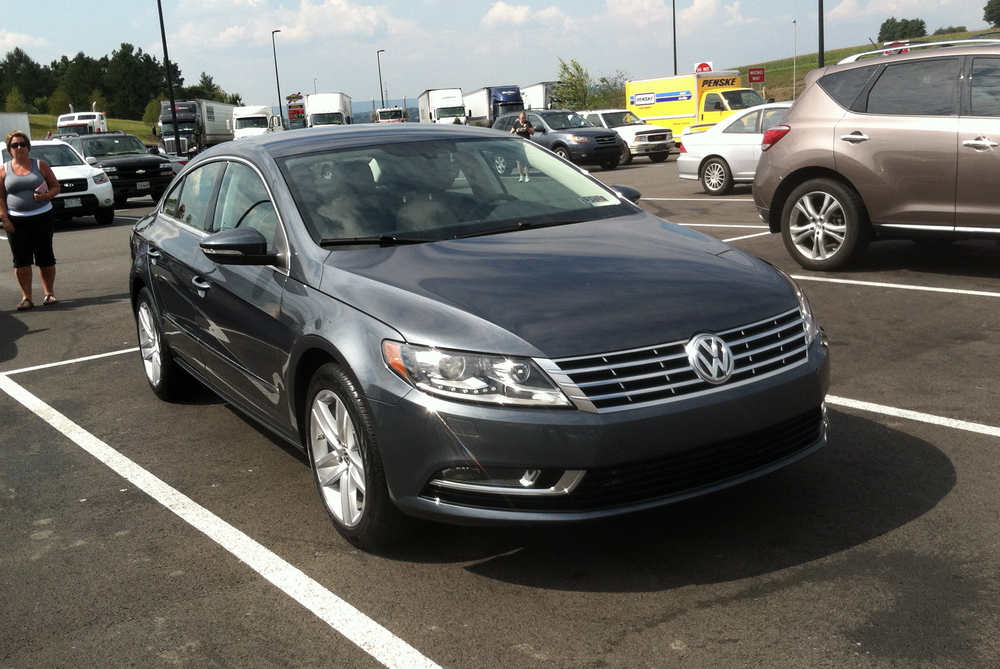 Volkswagen Passat Urano Grey